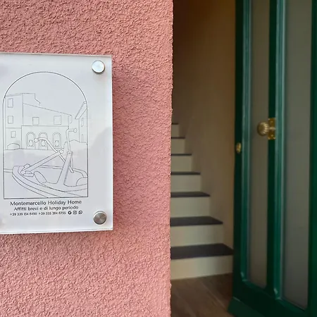 アパート La Prua Di モンテマルチェッロ