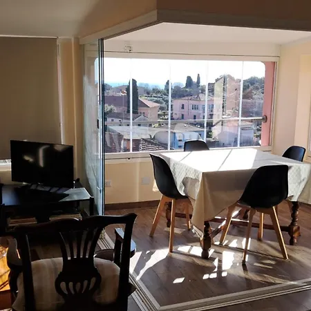 La Prua Di Monte Marcello