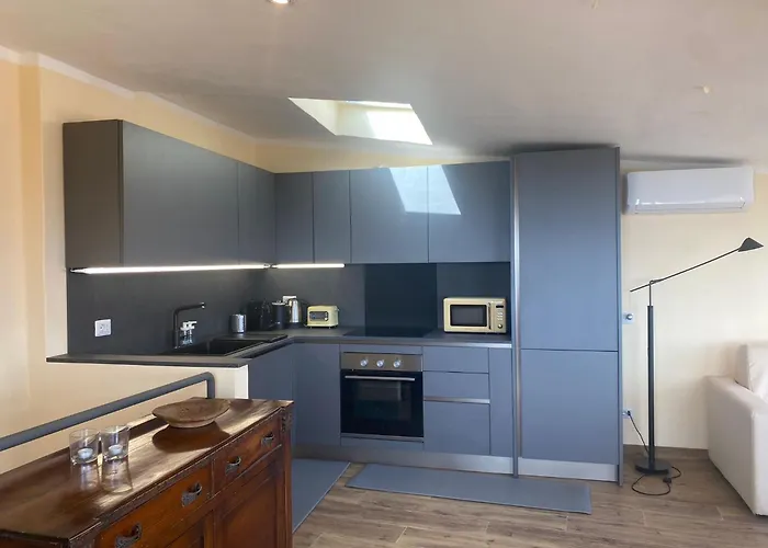 Apartment La Prua Di