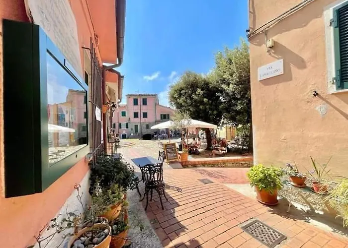 Apartment La Prua Di Monte Marcello